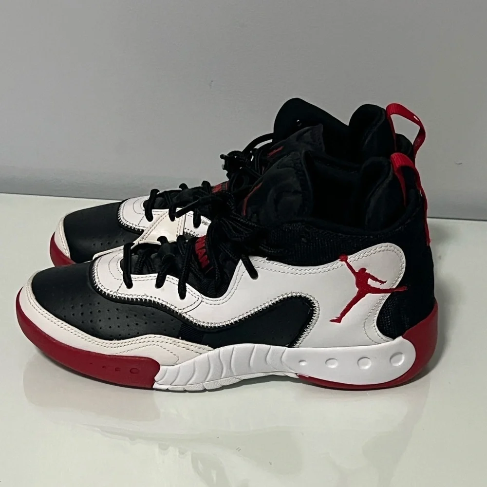 Jordan pro Rx Kids Sneakers in Black, White, and Red Accents
